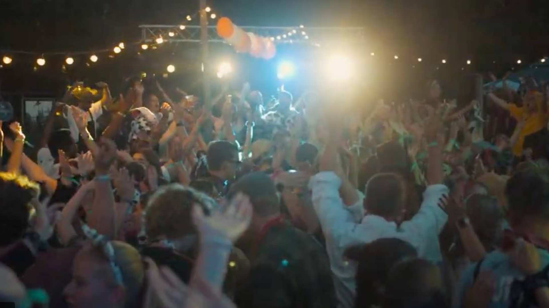 Screenshot aftermovie introweek 2022