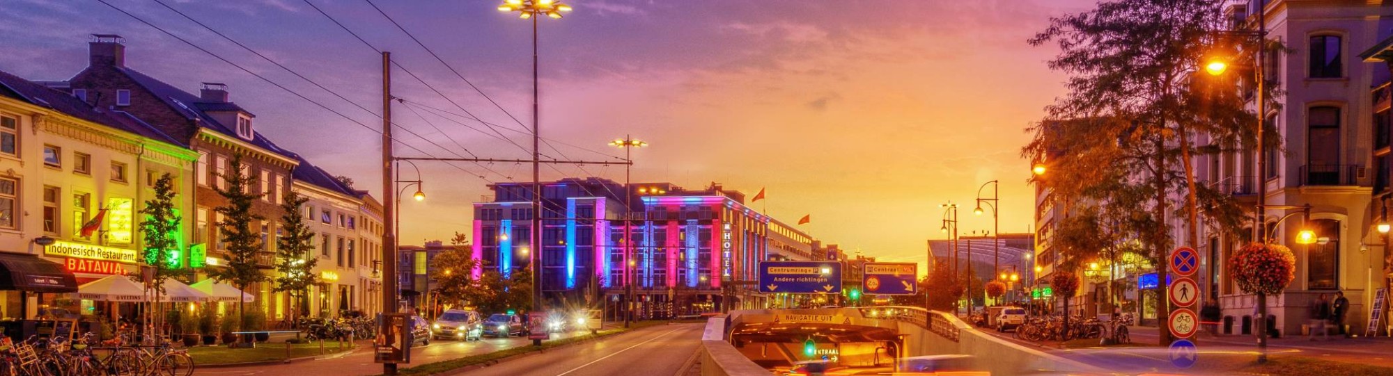 Binnenstad Arnhem in de avond