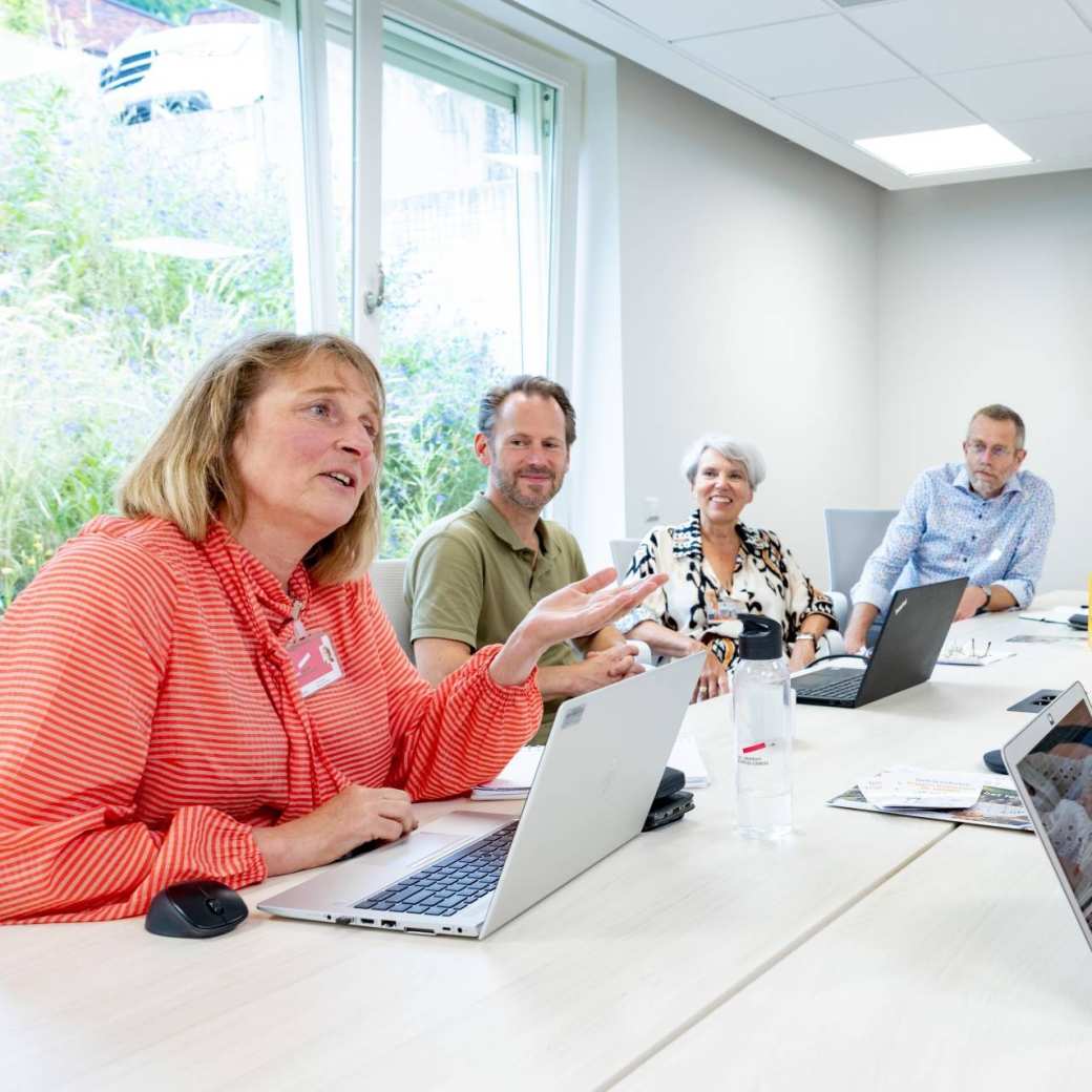 Fotoshoot vergaande samenwerking door HAN academie gezondheid en vitaliteit bij de Waalboog.