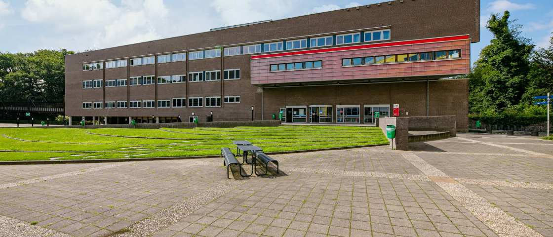 Arnhem, Ruitenberglaan 27, vooraanzicht, volledig gebouw, PABO gebouw, MCV, R27