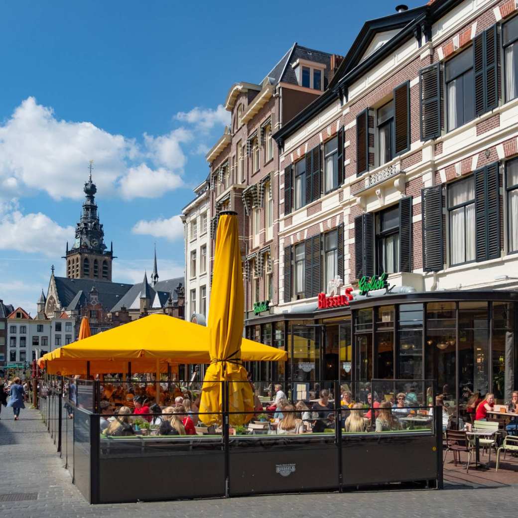 terrassen grote markt nijmegen