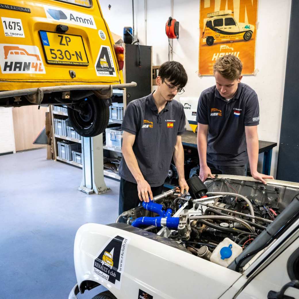 International students from Automotive Engineering are working on the street drone at HAN University of Applied Sciences