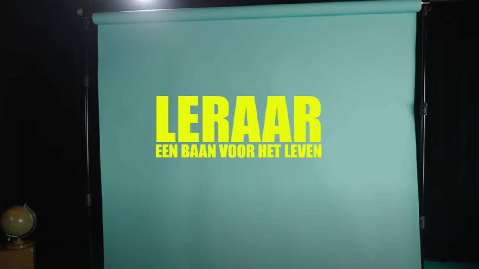 Een videostill uit de video waarin leraren vertellen over hoe bijzonder het is om leraar te zijn. En leerlingen vertellen over de impact van hun leerkracht.