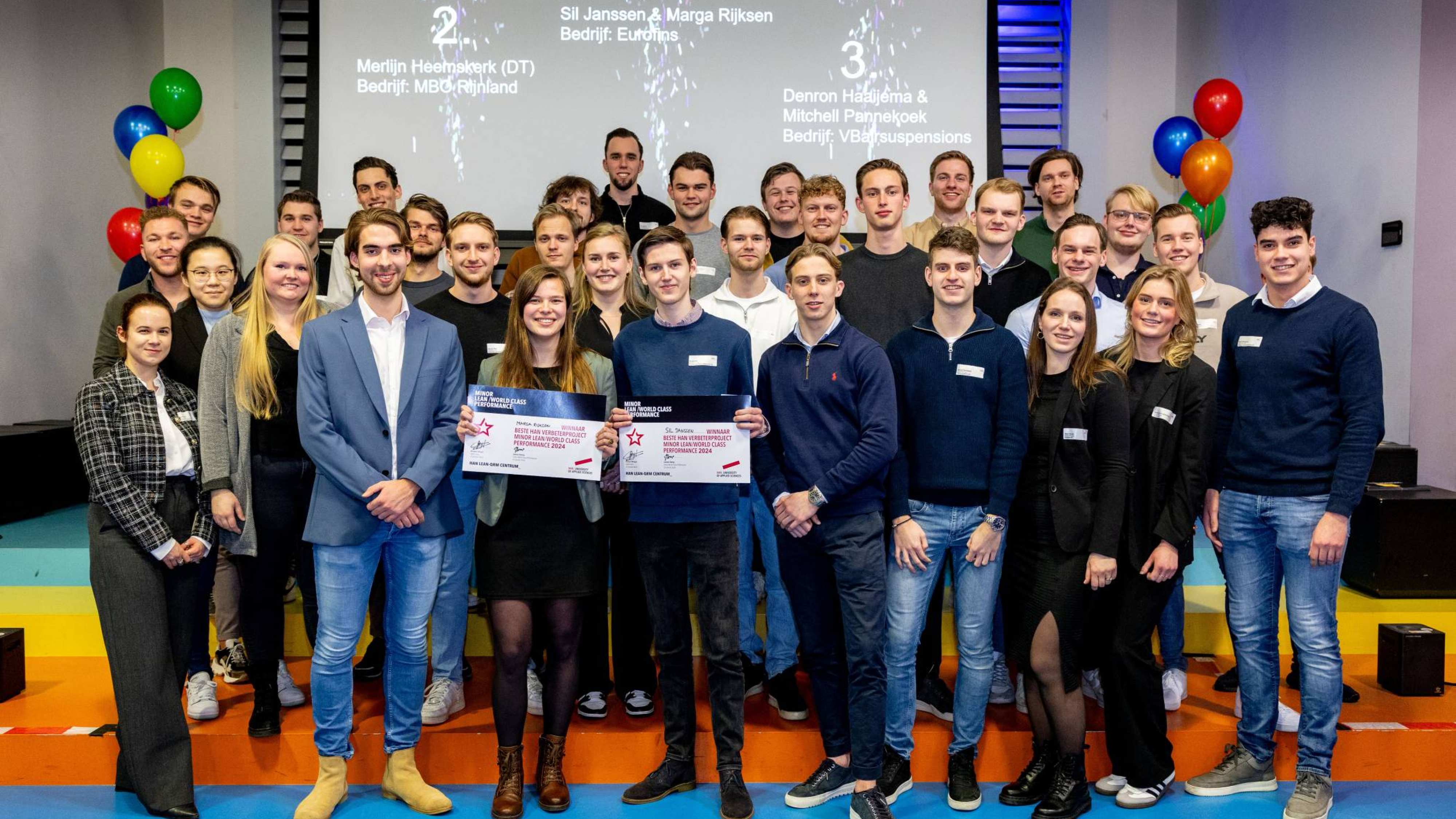 Foto van alle voltijdstudenten van de minor Lean Management 2024