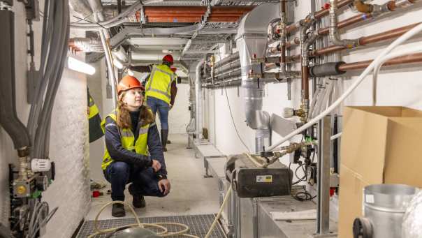 cursisten van de leergang innovatief en energiebesparend restaureren in landgoed Reuvensweerd