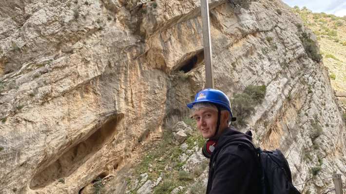 Student Elmo van den Beld tijdens zijn stage in Spanje