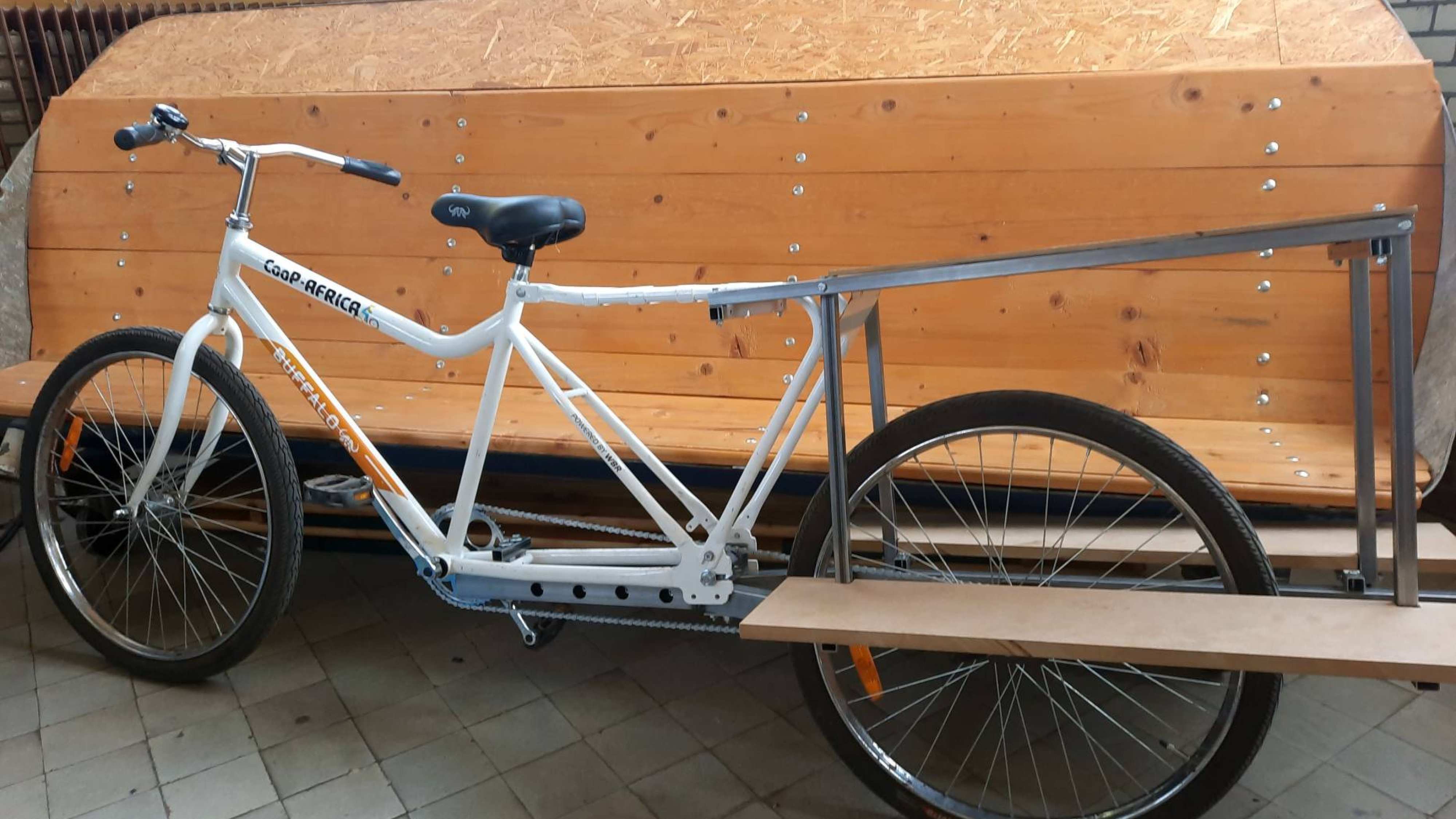 Project met multifunctionele, modulaire fiets in Afrika door HAN-studenten Industrieel Product Ontwerpen en Werktuigbouwkunde. Foto: Femmy van den Elsaker