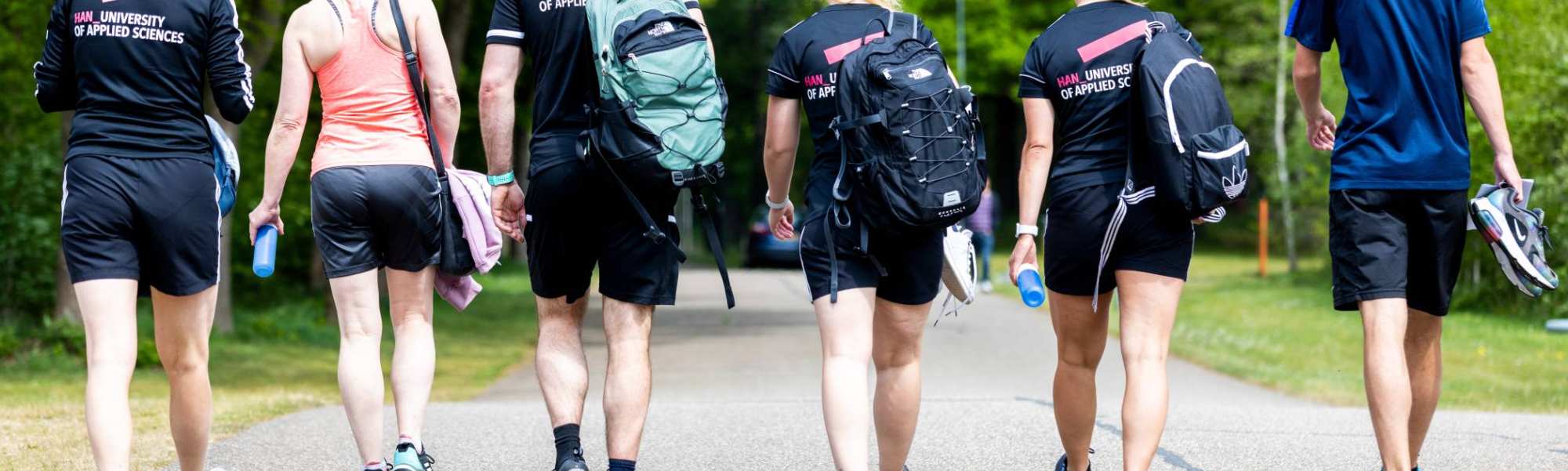 ALO-deeltijd_studenten-lopen_2022