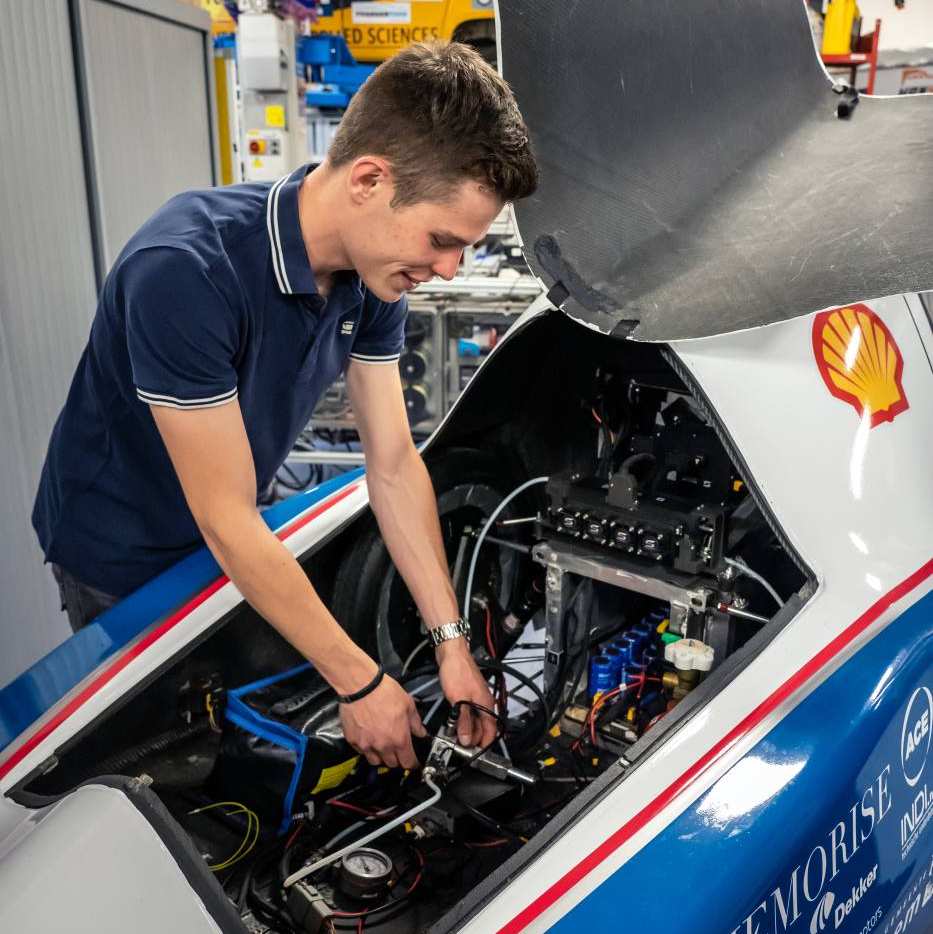 International student building an automobile during his Automotive Engineering Bachelor at HAN University of Applied Sciences