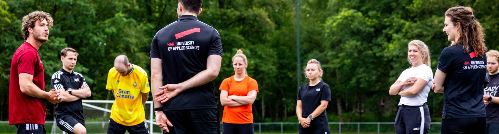 studenten alo deeltijd op sportveld Papendal