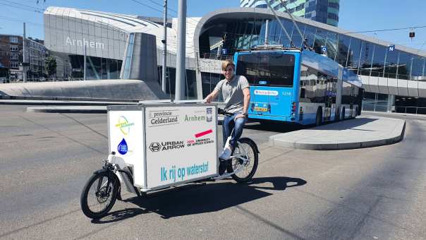 Bakfiets op waterstof HydroCargo