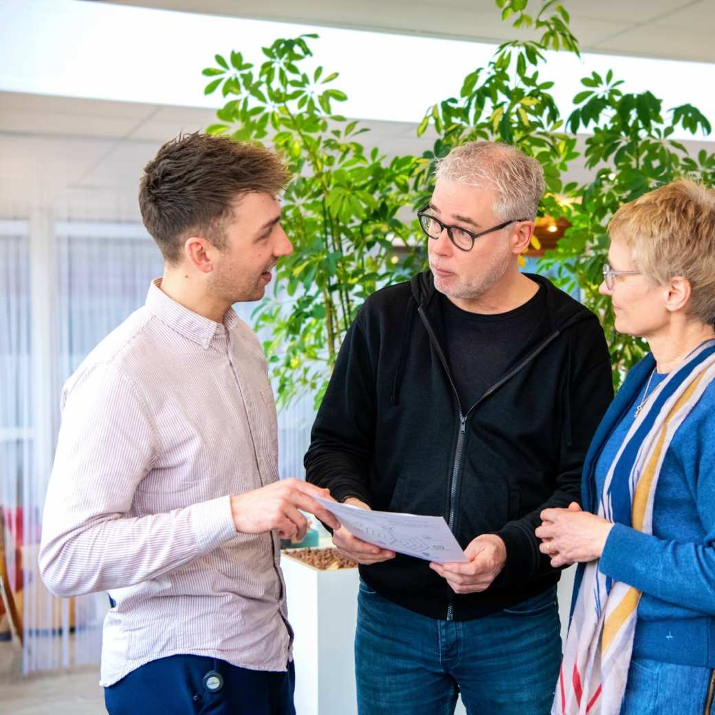 Paramedische studenten in een les