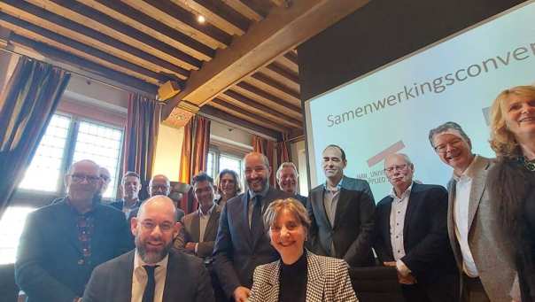 Ondertekening samenwerking Oost NL