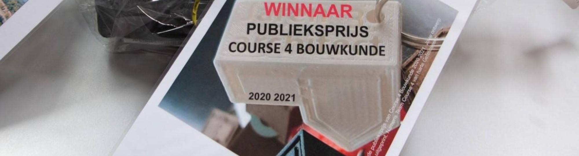 pakketje voor de winnaar Publieksprijs course 4 bouwkunde