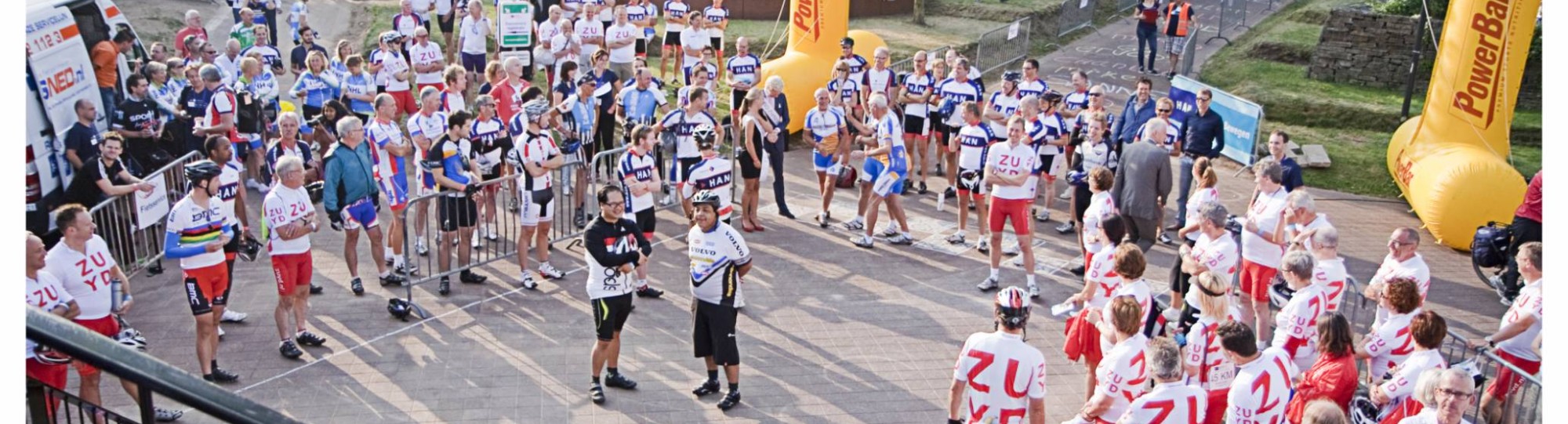 Lopers bij de start van een hardloopwedstrijd