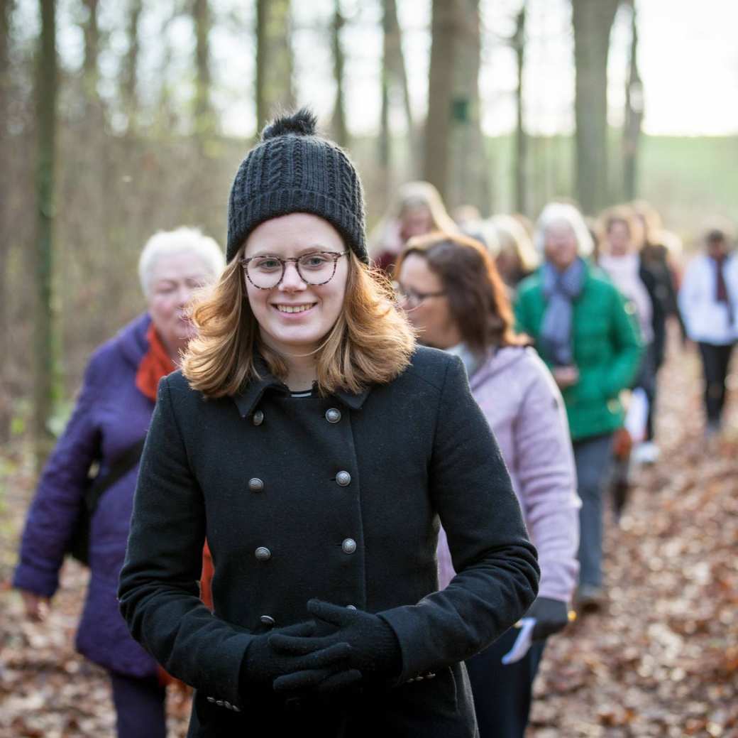 tijdens een activiteit met bewoners uit de omgeving