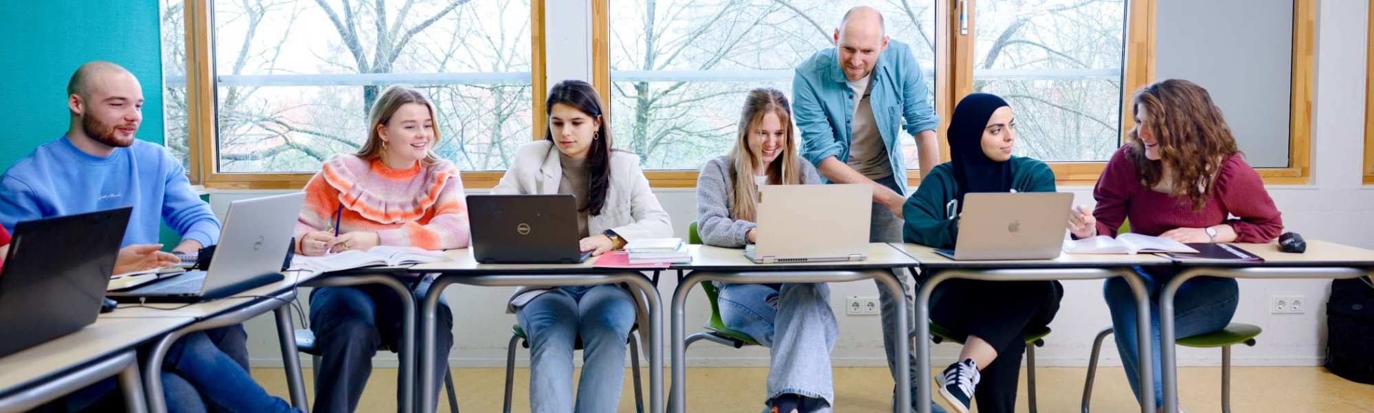 HAN Academie Educatie, Pabo, Pabo-ALO, ALPO, voltijd en deeltijd, studenten in lokaal begeleiding van docent, 2024