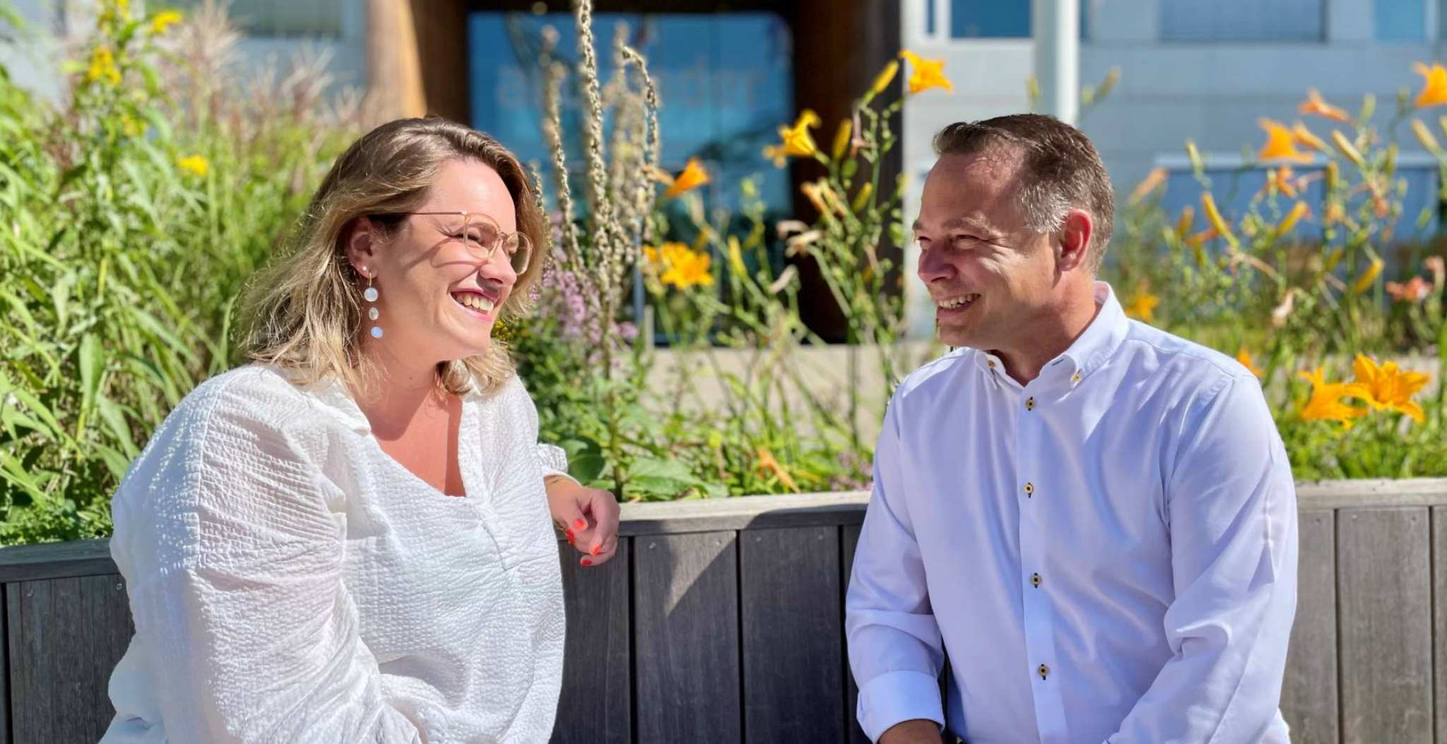 Eva Peters en Erik Folgering samen in gesprek