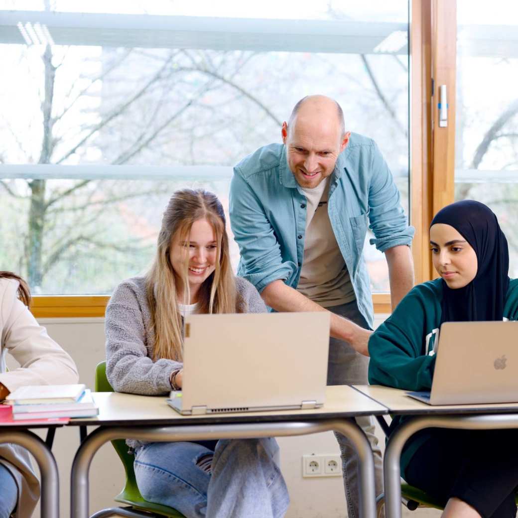 HAN Academie Educatie, Pabo, Pabo-ALO, ALPO, voltijd en deeltijd, studenten in lokaal begeleiding van docent, 2024