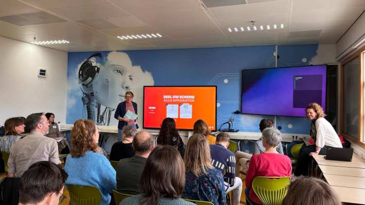 Foto van collega's op de Onderwijsdagen