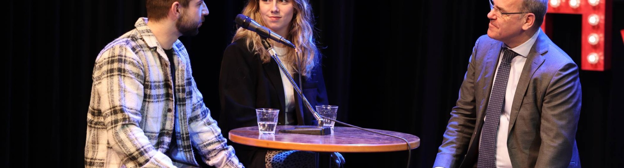 Als onderdeel van de livestream Circulaire Oogst 11 spreekt Frank Croes met studenten Thijmen Ubbink en Lara Kranendijk over hun ervaringen bij het volgen van de minor Circulaire Economie van het Centrum Meervoudige Waardecreatie. Toegevoegd door Janet Steenhuis